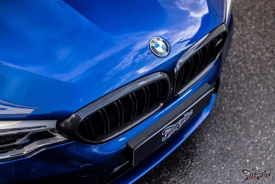 BMW M5 Competition. Ламинация карбоном деталей экстерьера!